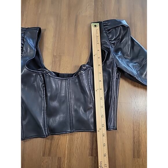 Victoria’s Secret Faux Leather Crop Bra Top Black 34B Goth Grunge - Picture 6 of 7